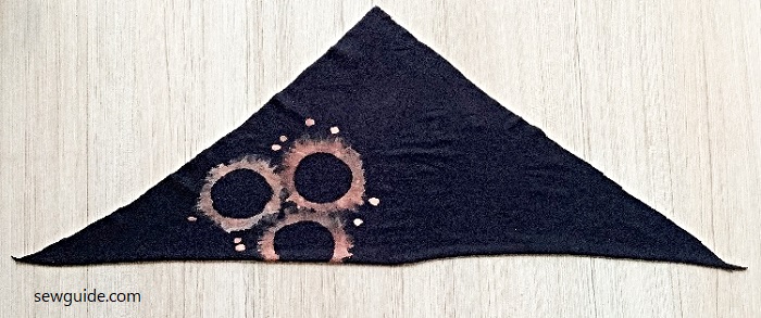 the triangular bandana 