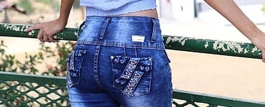 decorate jeans pockets with hand embroidery