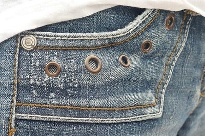 distressiing denim material with grinding