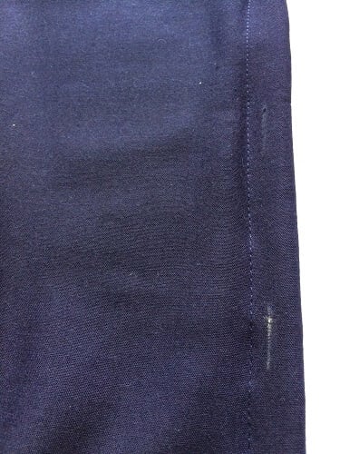 buttonhole marks for the front of the tie front shirt
